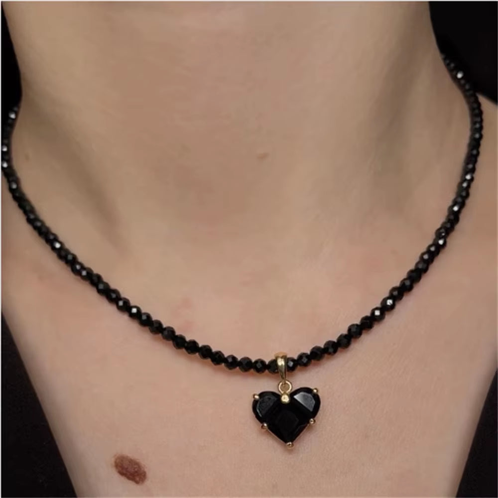 Elegant Vintage Zircon Heart Pendant Necklace for Women - Boho Geometric Baroque Design with Transparent Crystal Chain Jewelry