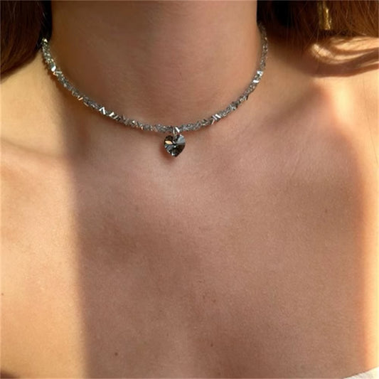 Elegant Vintage Zircon Heart Pendant Necklace for Women - Boho Geometric Baroque Design with Transparent Crystal Chain Jewelry