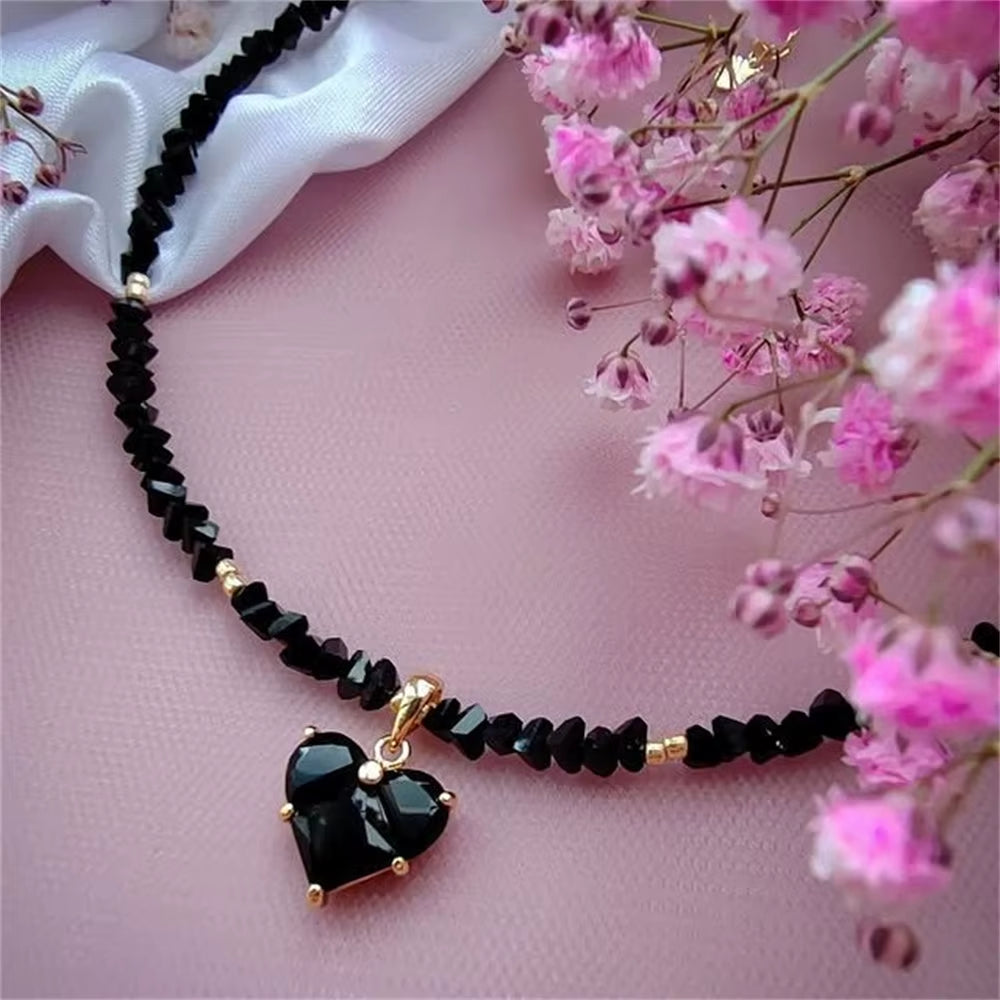 Elegant Vintage Zircon Heart Pendant Necklace for Women - Boho Geometric Baroque Design with Transparent Crystal Chain Jewelry
