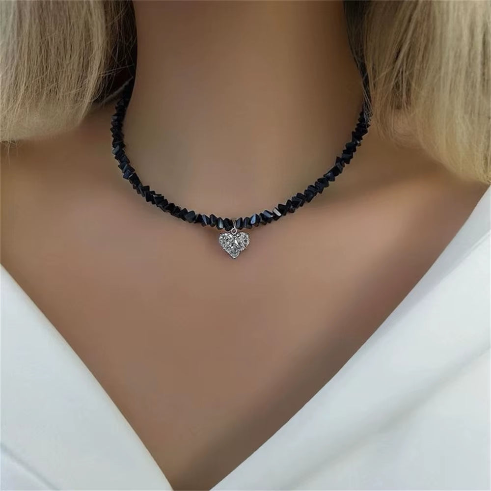 Elegant Vintage Zircon Heart Pendant Necklace for Women - Boho Geometric Baroque Design with Transparent Crystal Chain Jewelry