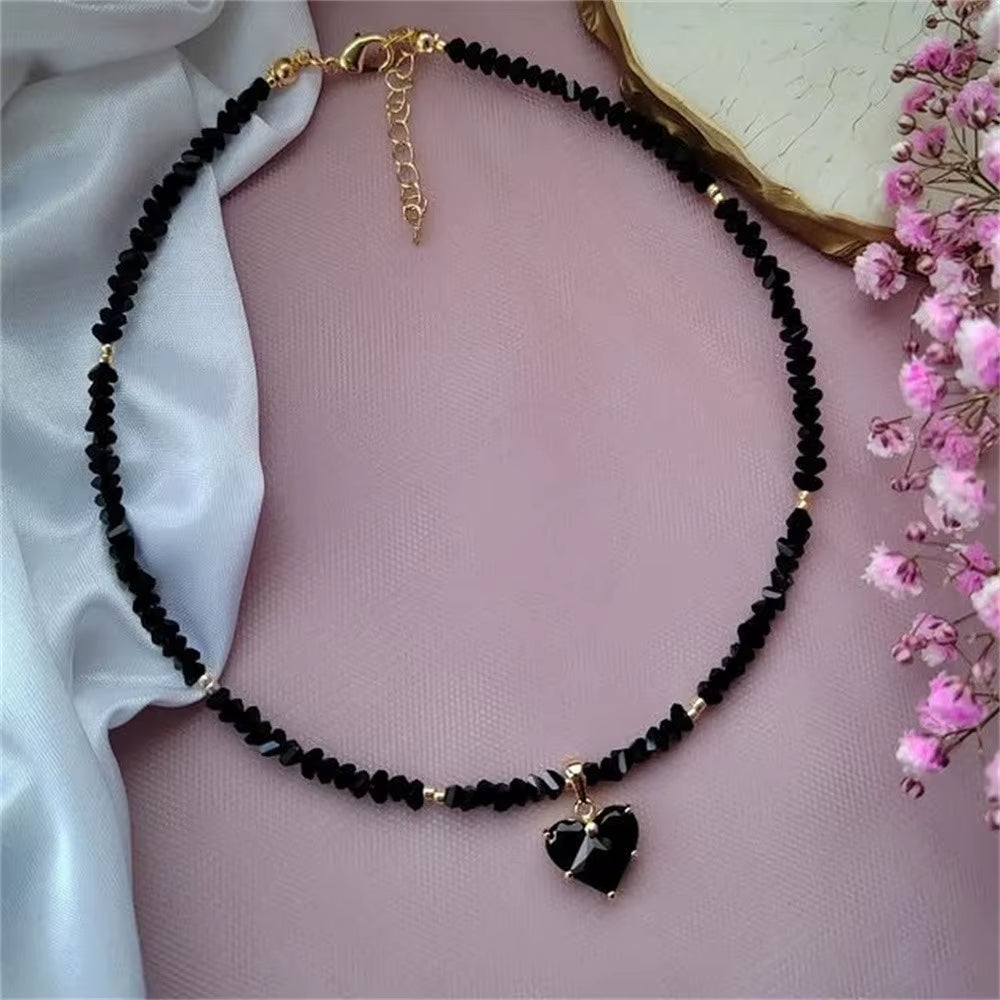 Elegant Vintage Zircon Heart Pendant Necklace for Women - Boho Geometric Baroque Design with Transparent Crystal Chain Jewelry